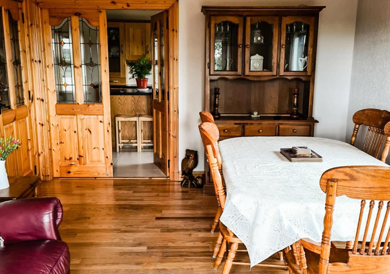 Moat Holiday Rental Lisnaskea Eksteriør bilde