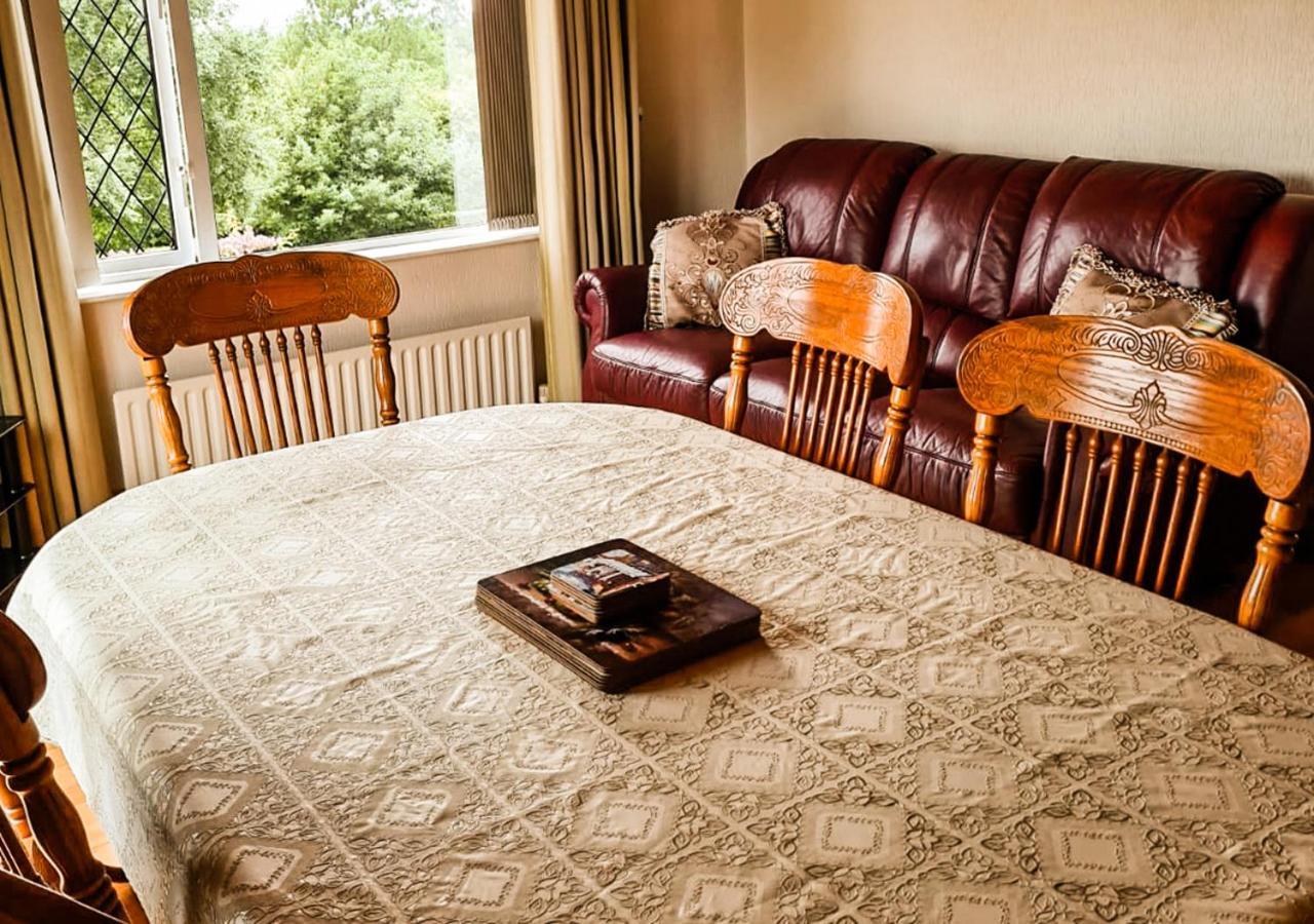 Moat Holiday Rental Lisnaskea Eksteriør bilde